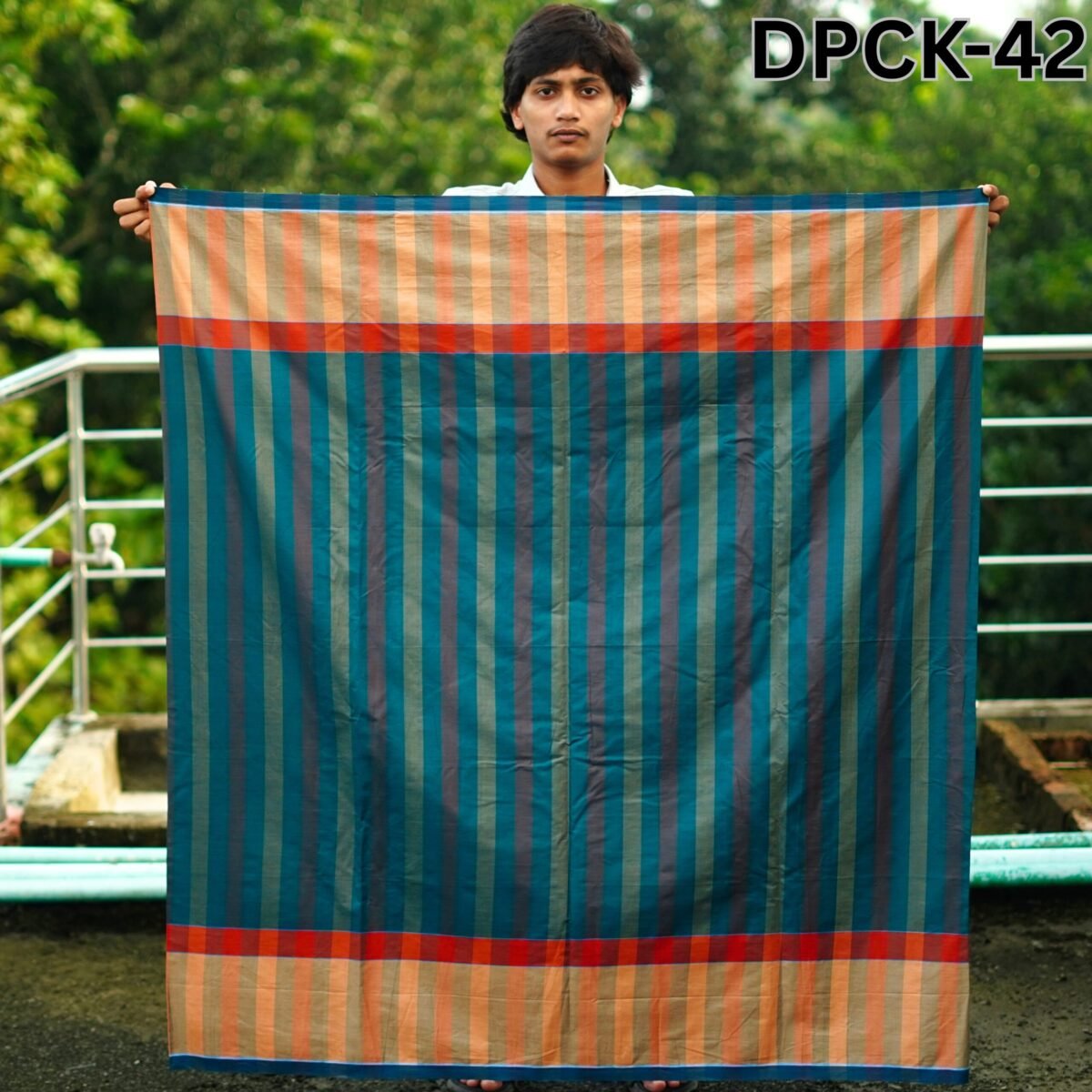 5.5 Hand Cotton Lungi DPCK-42