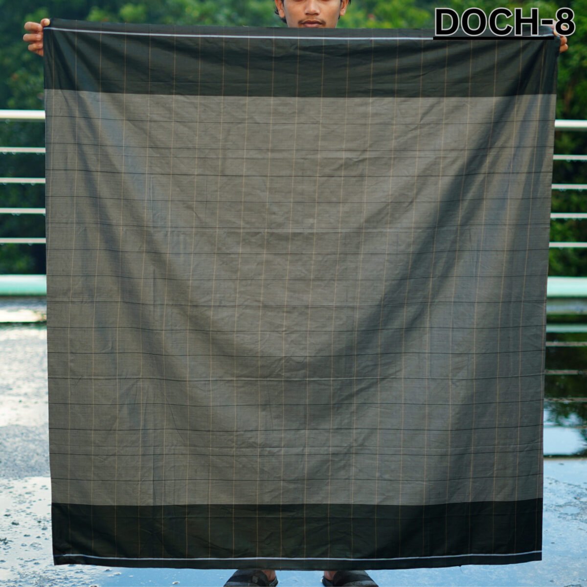 5.5 Hand Cotton Lungi Deep DOCH-8