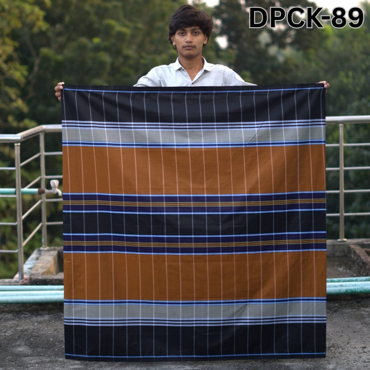 5.5 Hand Cotton Lungi DPCK-89