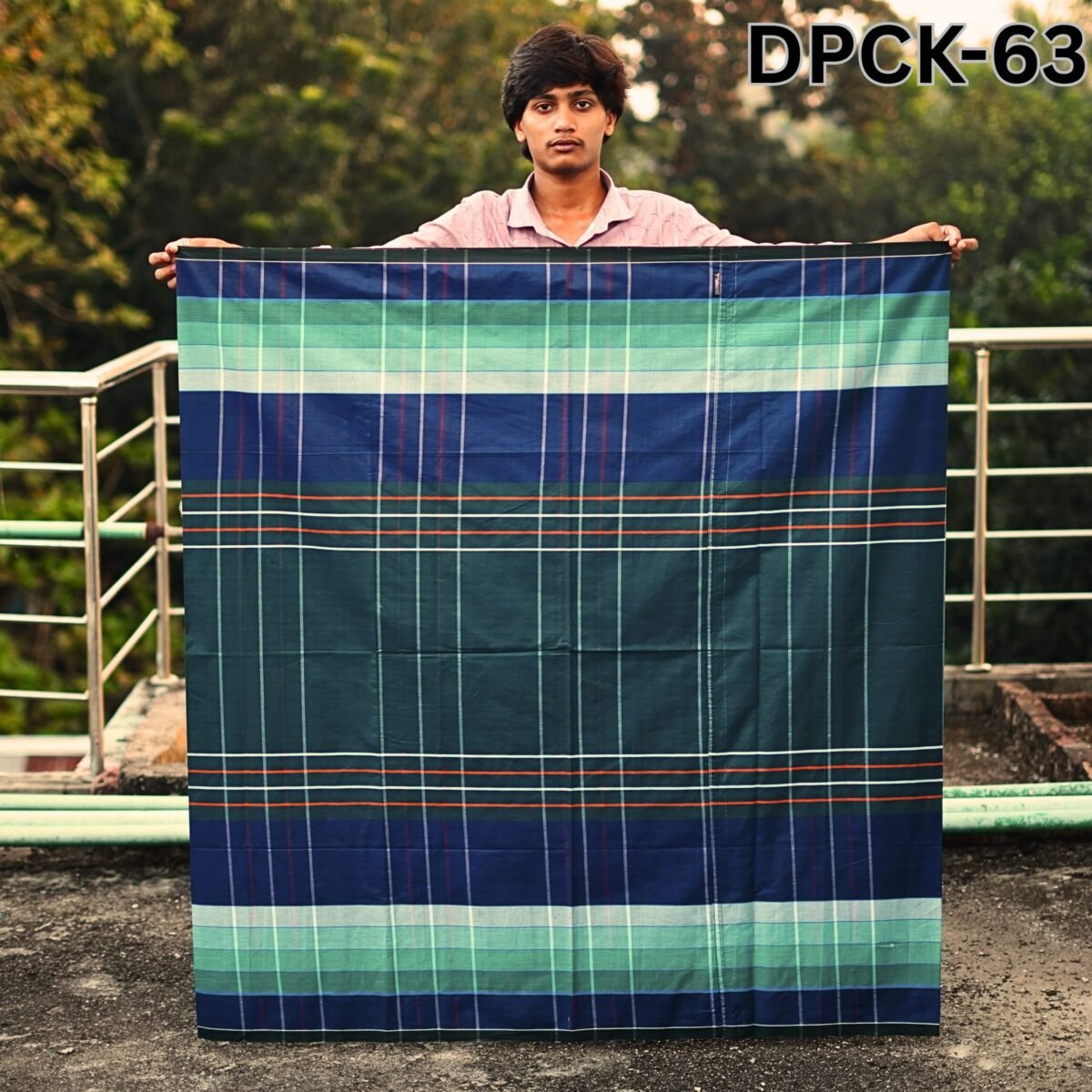 5.5 Hand Cotton Lungi DPCK-63
