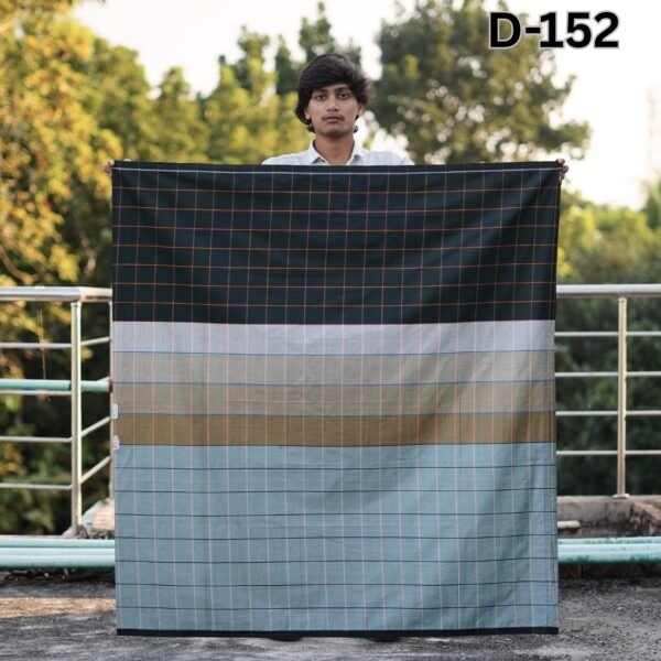 5.5 Hand Cotton Lungi D-152