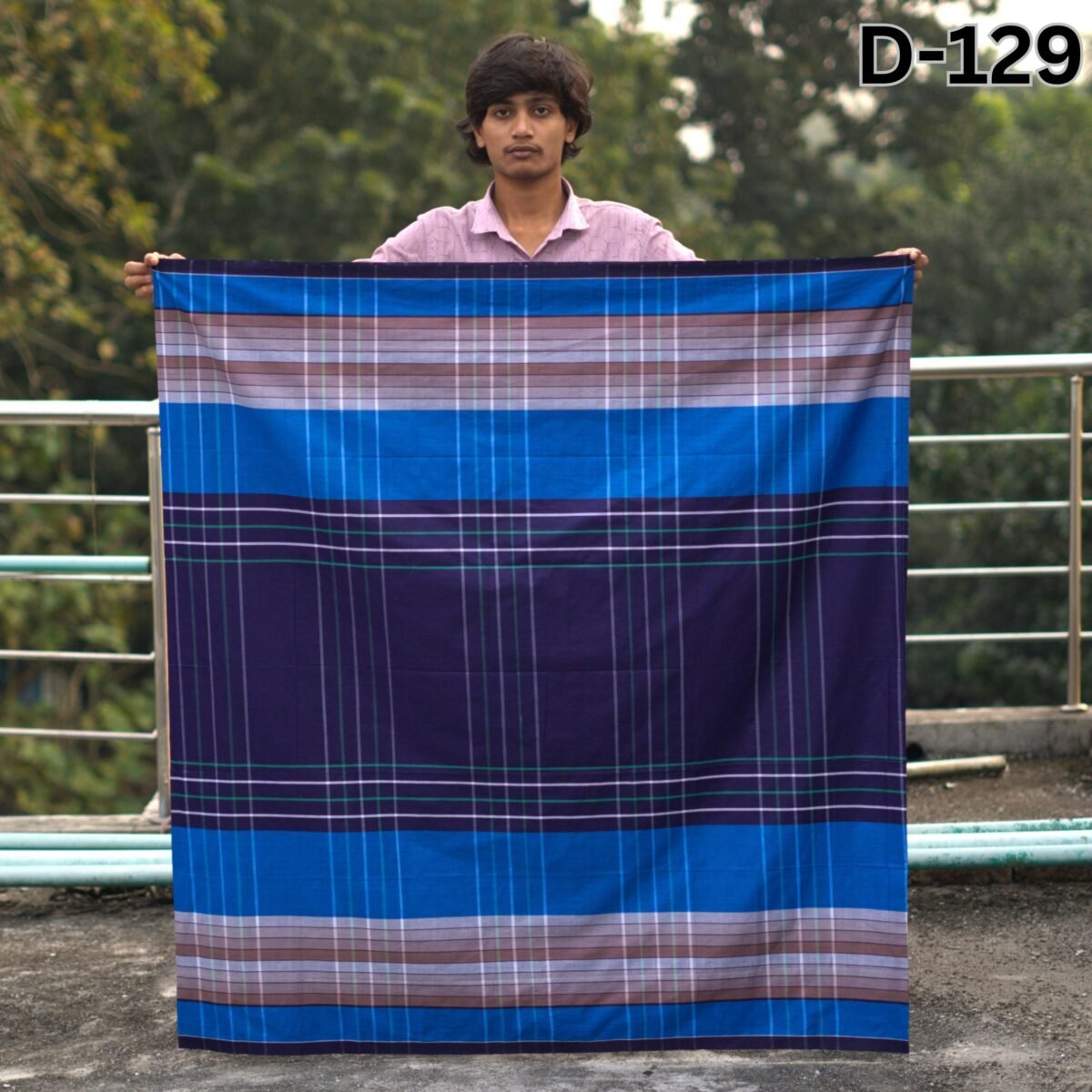 5.5 Hand Cotton Lungi D-129