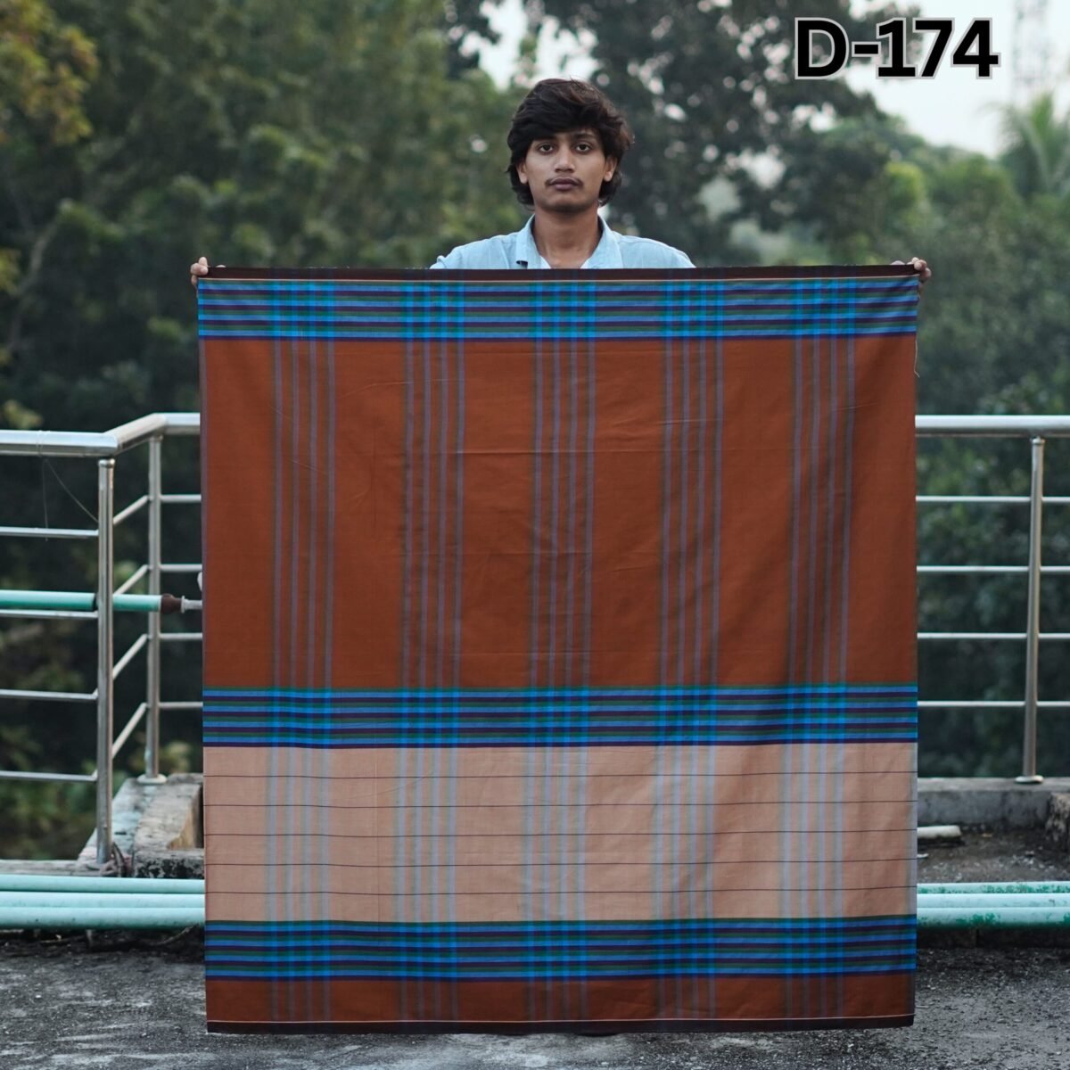 5.5 Hand Cotton Lungi D-174