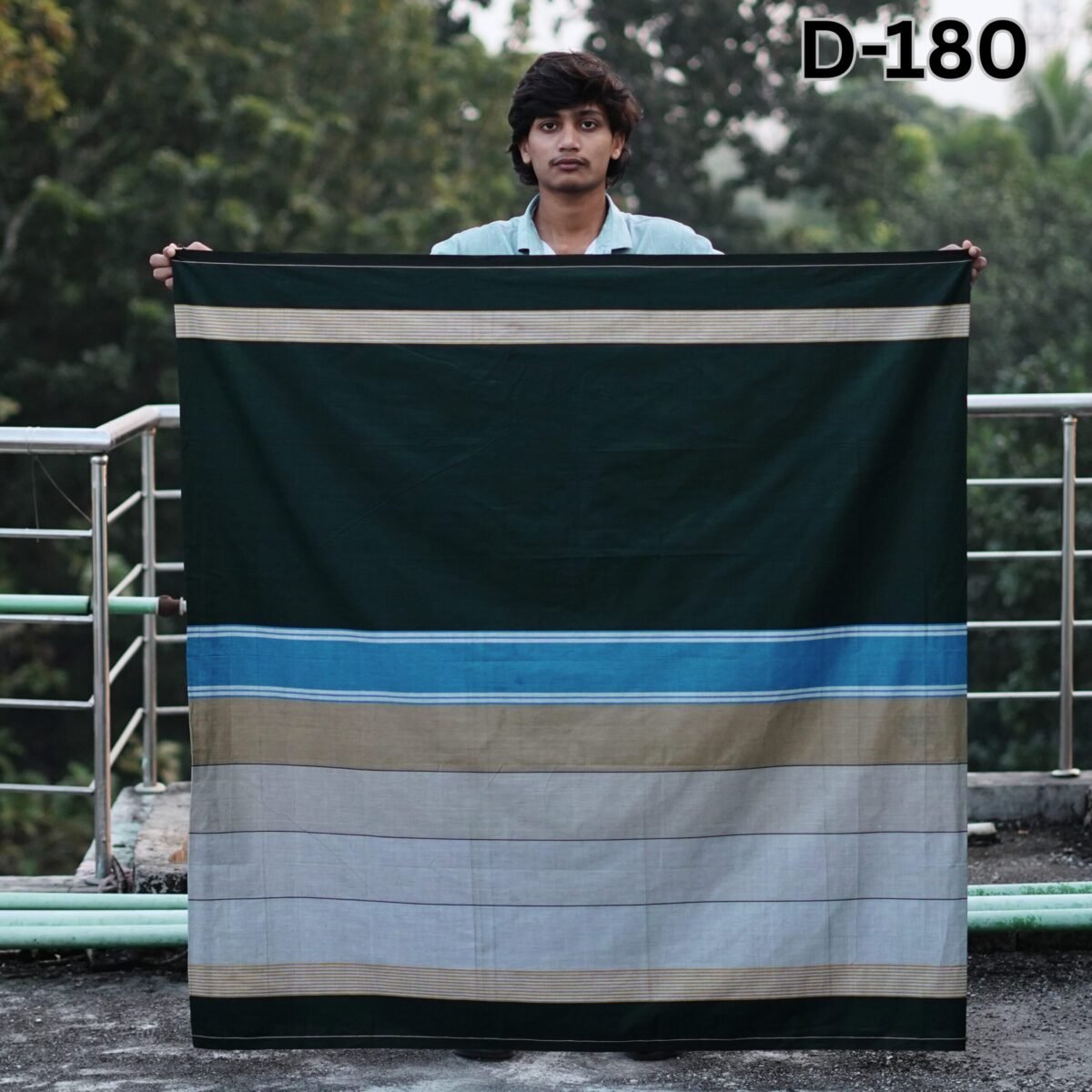 5.5 Hand Cotton Lungi D-180