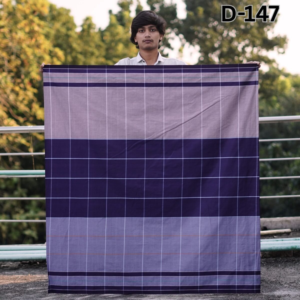 5.5 Hand Cotton Lungi D-147