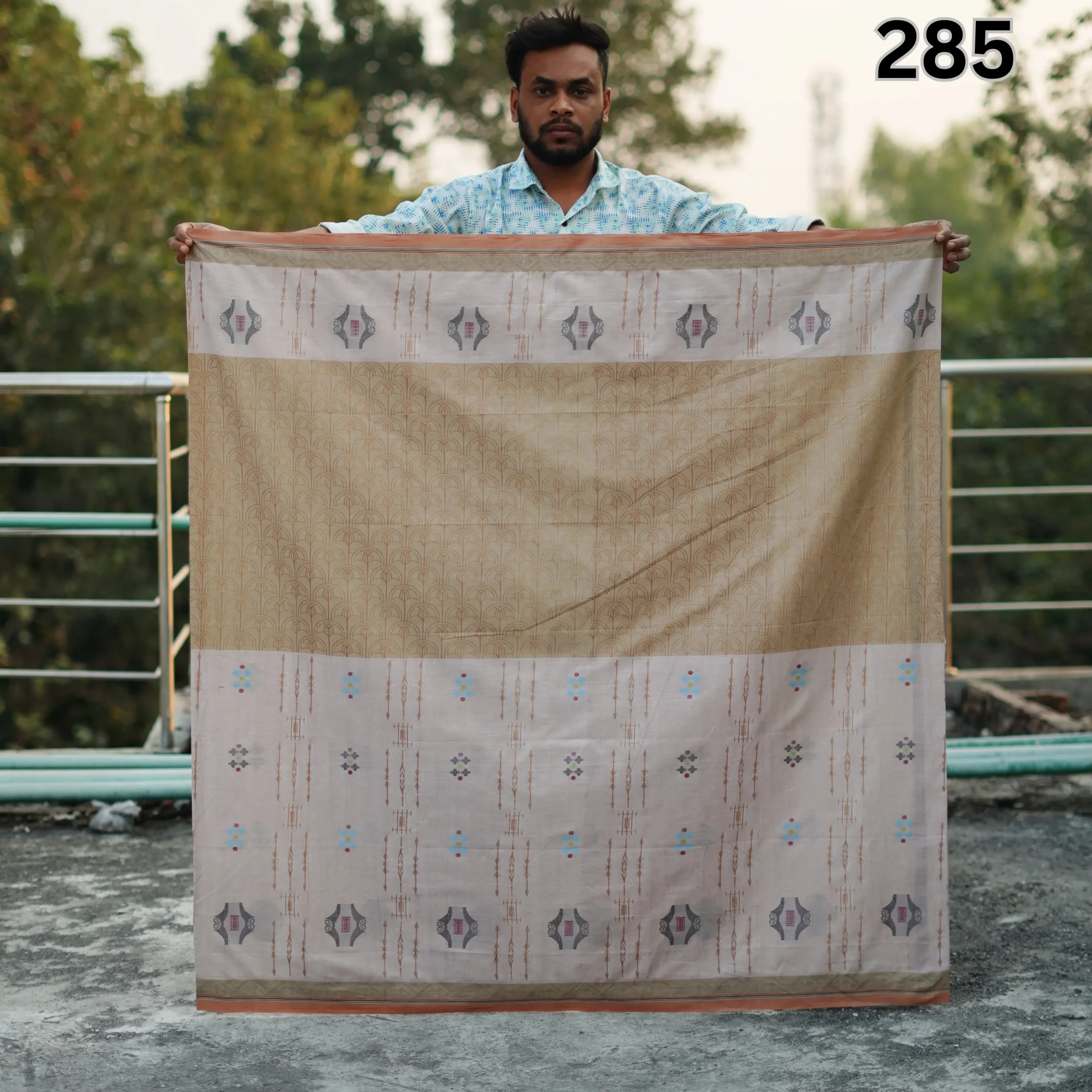 Tailocraft Men’s Pure Cotton Karukaj Lungi 5.5 Hand-285