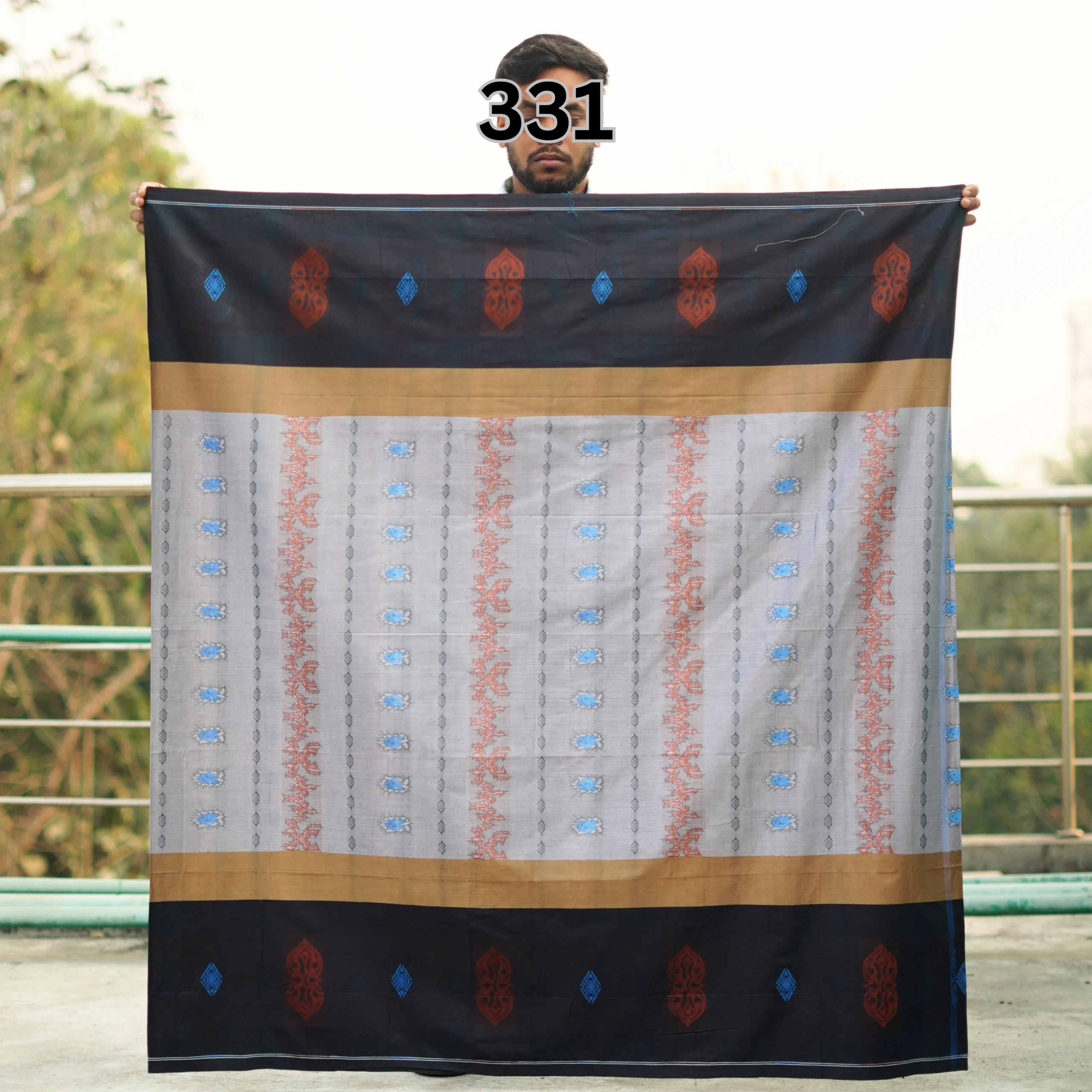 Tailocraft Men’s Pure Cotton Karukaj Lungi 5.5 Hand-331 - Image 2